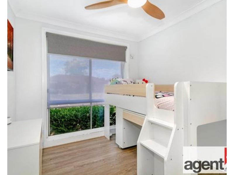 4 Chausson Place, Cranebrook NSW 2749