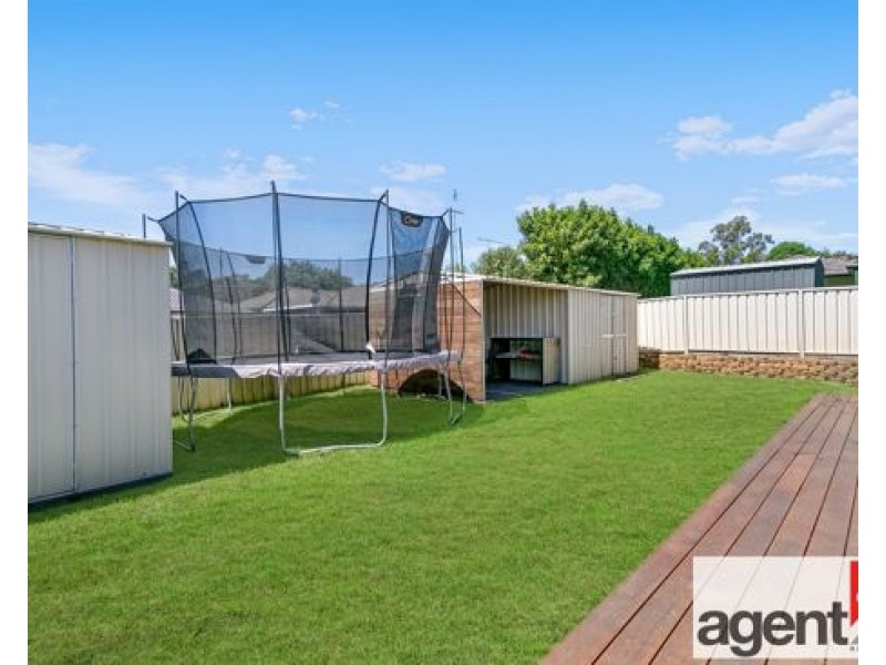 4 Chausson Place, Cranebrook NSW 2749