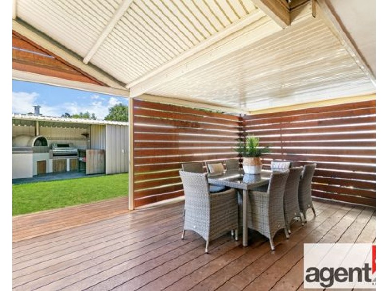 4 Chausson Place, Cranebrook NSW 2749