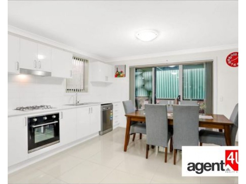 2/33 Saddington Street, St Marys NSW 2760