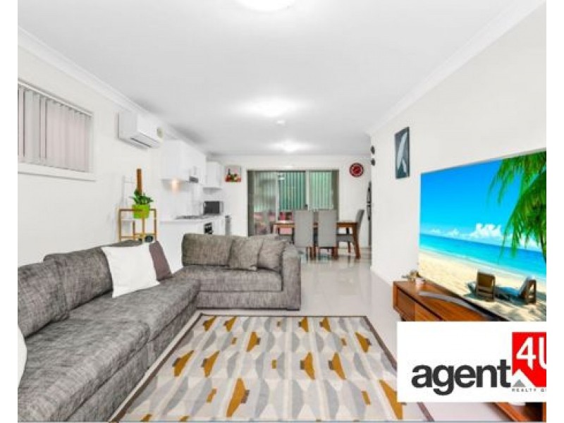 2/33 Saddington Street, St Marys NSW 2760