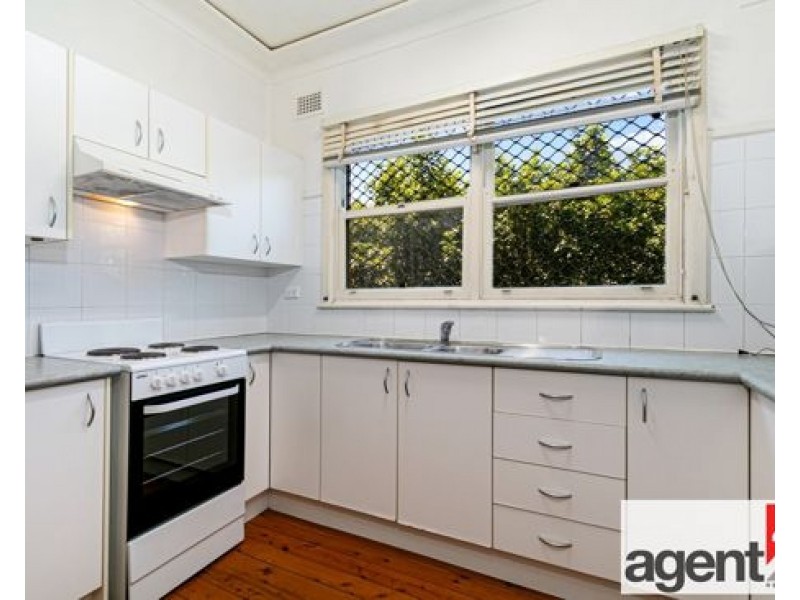 43 Castlereagh Street, Penrith NSW 2750