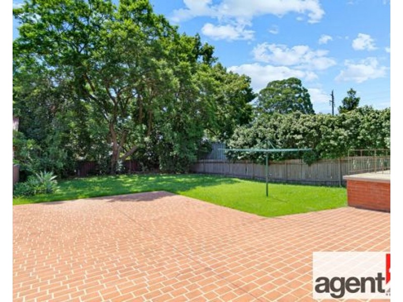 43 Castlereagh Street, Penrith NSW 2750