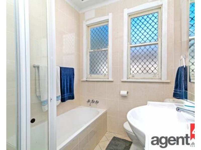 13 Brown Street, Penrith NSW 2750