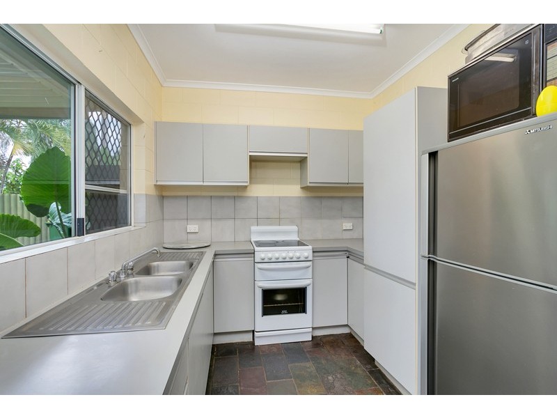 15 Caribbean Street, Holloways Beach QLD 4878