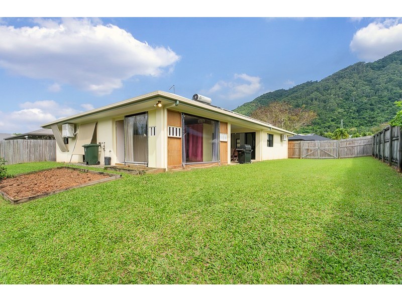 8 De Roma Close, Kanimbla QLD 4870