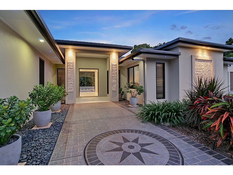 5 Green Avenue, Kewarra Beach QLD 4879
