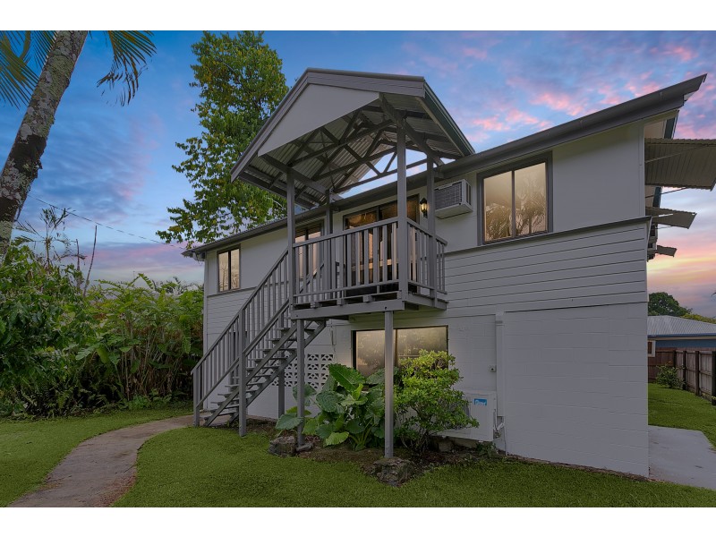 108 Callaghan Street, Mooroobool QLD 4870