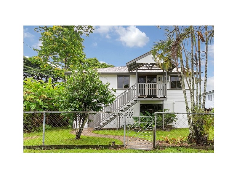 108 Callaghan Street, Mooroobool QLD 4870