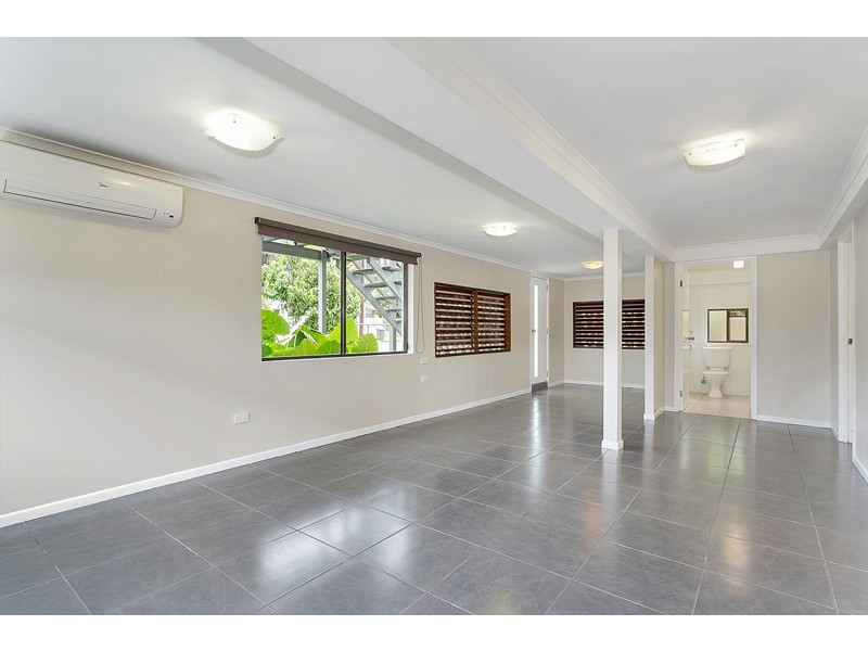 108 Callaghan Street, Mooroobool QLD 4870