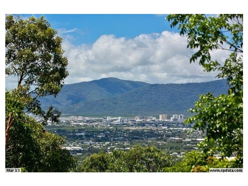 13 Oceanview Place, Mooroobool QLD 4870