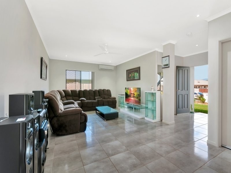 12 Anson Street, Bentley Park QLD 4869