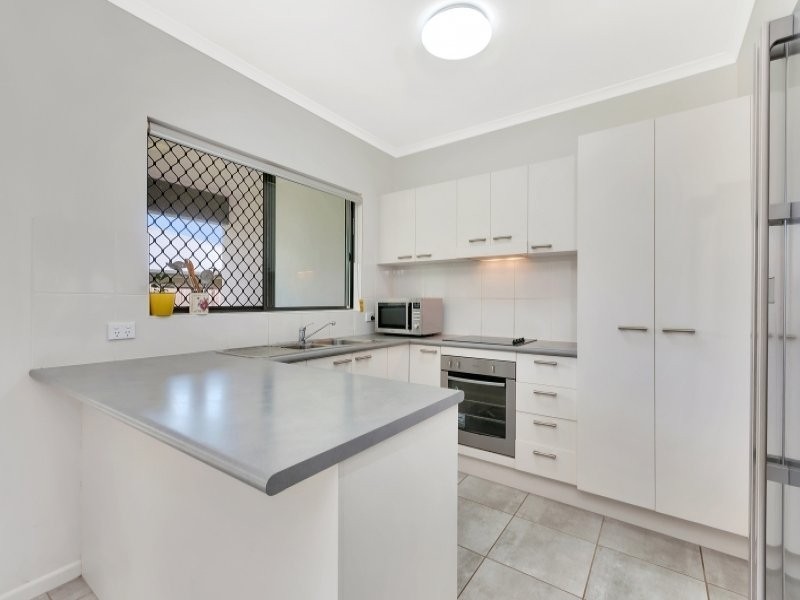 12 Anson Street, Bentley Park QLD 4869