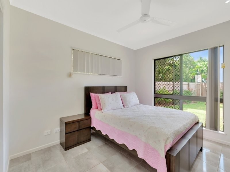 12 Anson Street, Bentley Park QLD 4869