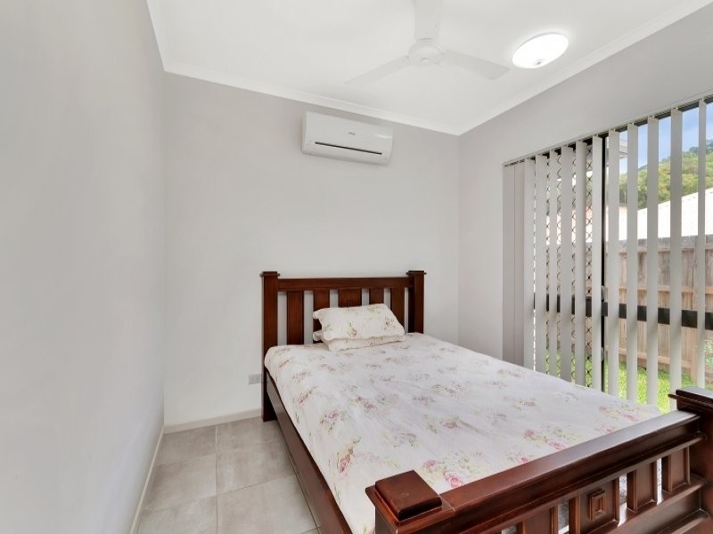 12 Anson Street, Bentley Park QLD 4869