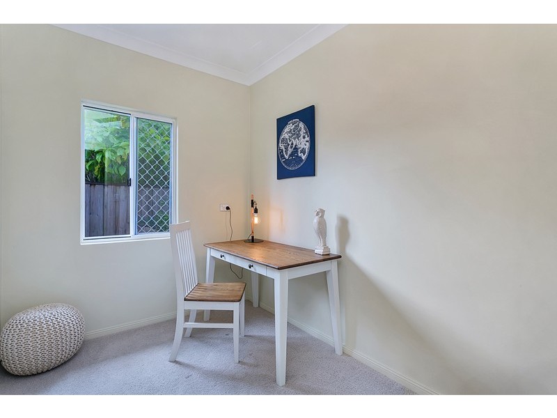 28 Satinash Close, Redlynch QLD 4870