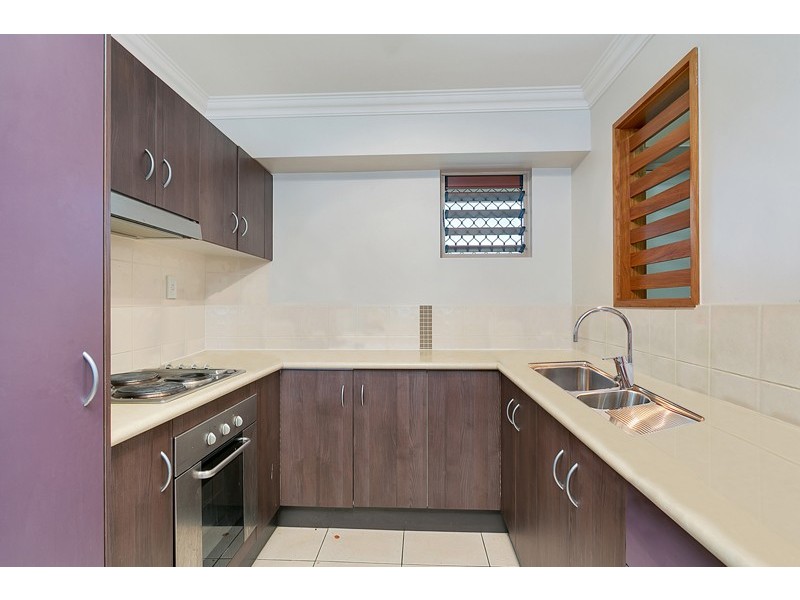 302/29-33 Springfield Crescent, Manoora QLD 4870