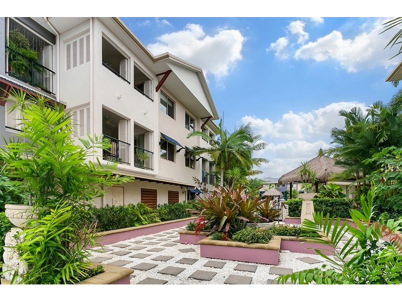 302/29-33 Springfield Crescent, Manoora QLD 4870