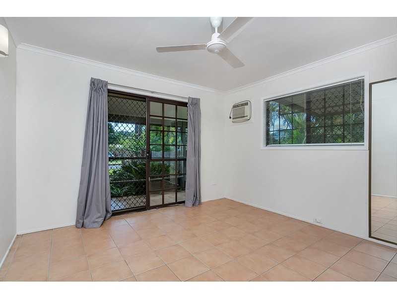 19-21 Shale Street, Brinsmead QLD 4870