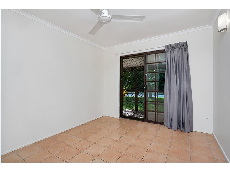 19-21 Shale Street, Brinsmead QLD 4870