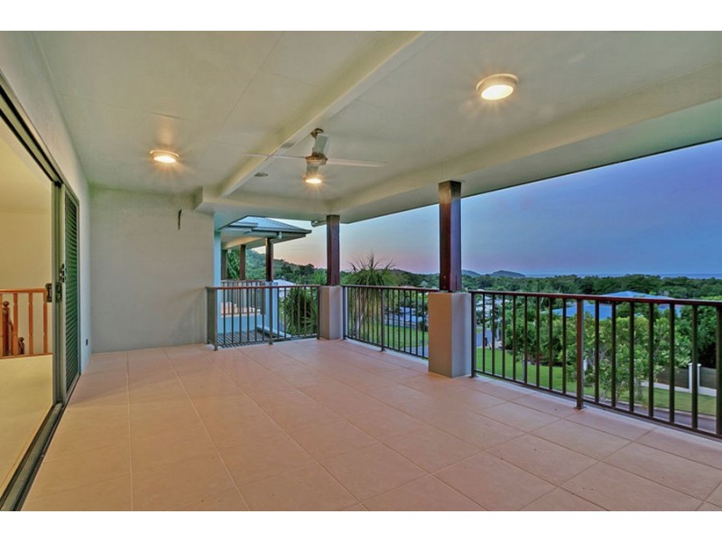 22 Savannah Street, Palm Cove QLD 4879