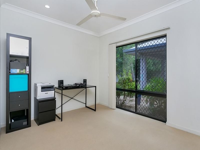 9 Moojeeba Way, Trinity Park QLD 4879