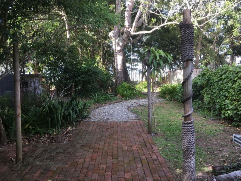 38A Poinsettia Street, Holloways Beach QLD 4878