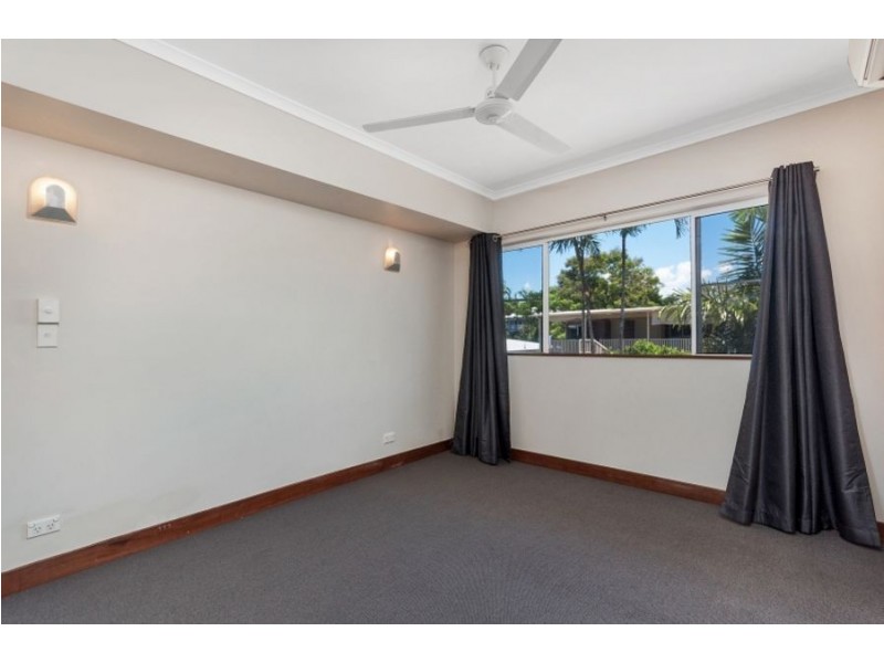6/297 Lake Street, Cairns North QLD 4870