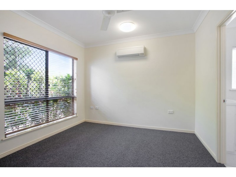 65 Norfolk Circuit, Redlynch QLD 4870