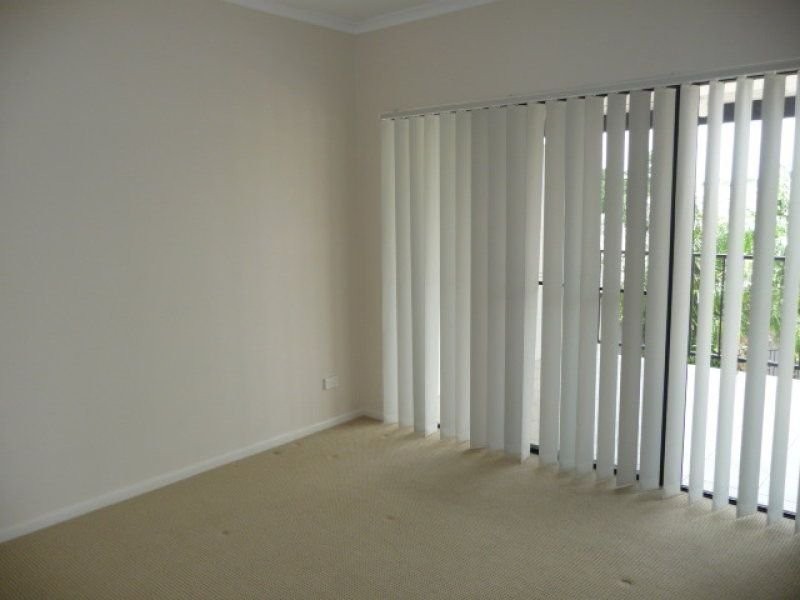 304/11-15 Charlekata Close, Freshwater QLD 4870