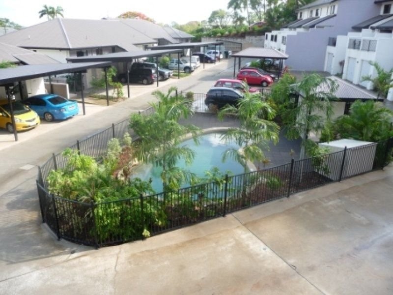 304/11-15 Charlekata Close, Freshwater QLD 4870