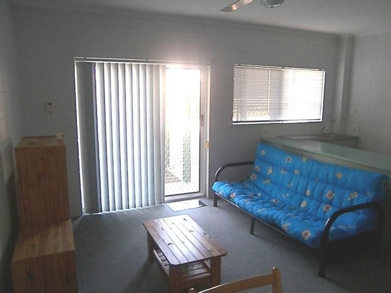 6/10 Springfield Crescent, Manoora QLD 4870