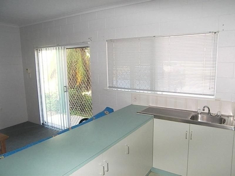 6/10 Springfield Crescent, Manoora QLD 4870
