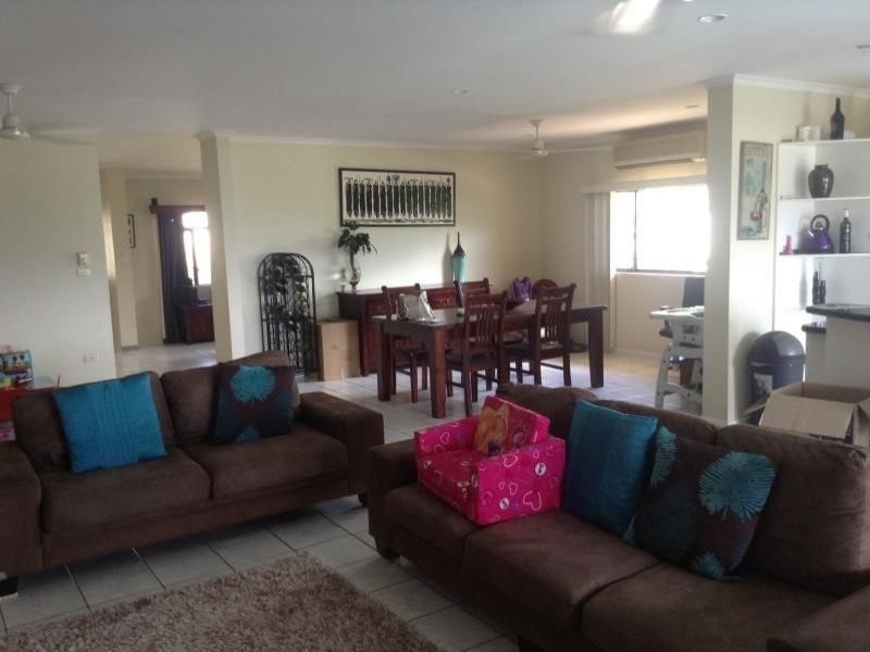 8 Bayview Street, Bayview Heights QLD 4868
