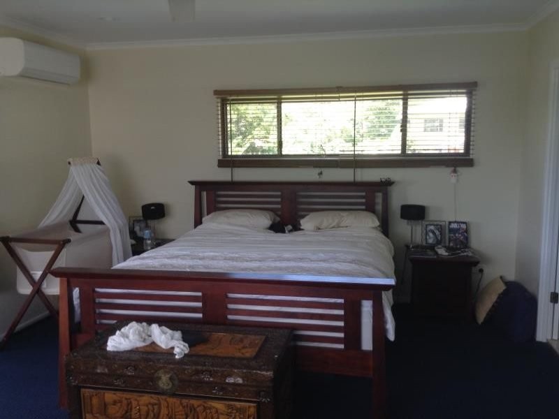 8 Bayview Street, Bayview Heights QLD 4868
