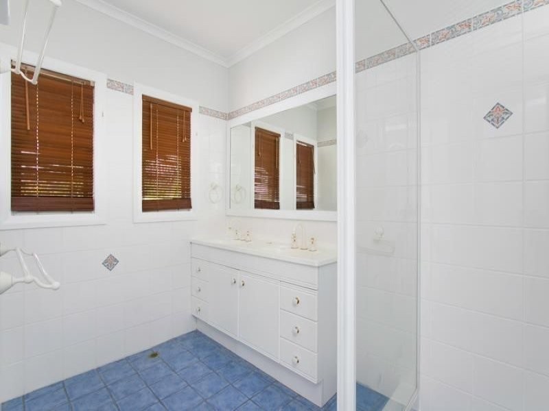 29 Murchison Street, Whitfield QLD 4870