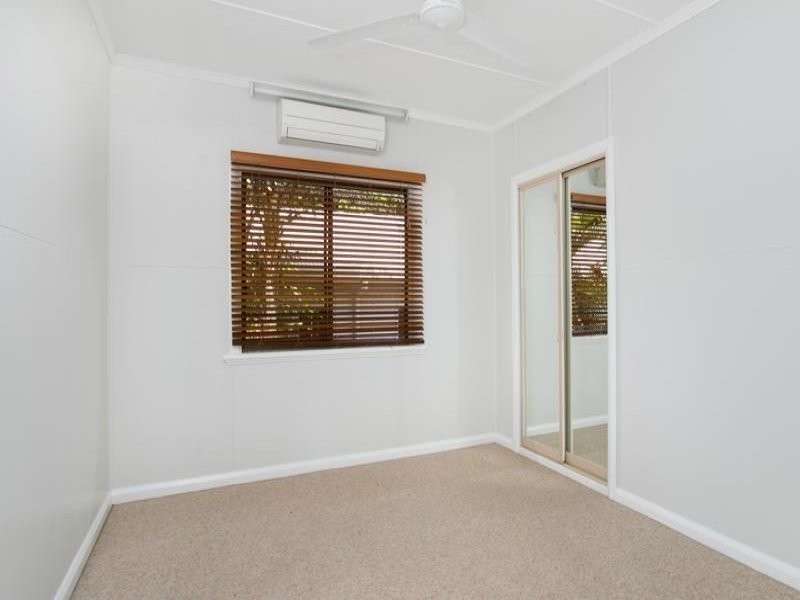 29 Murchison Street, Whitfield QLD 4870