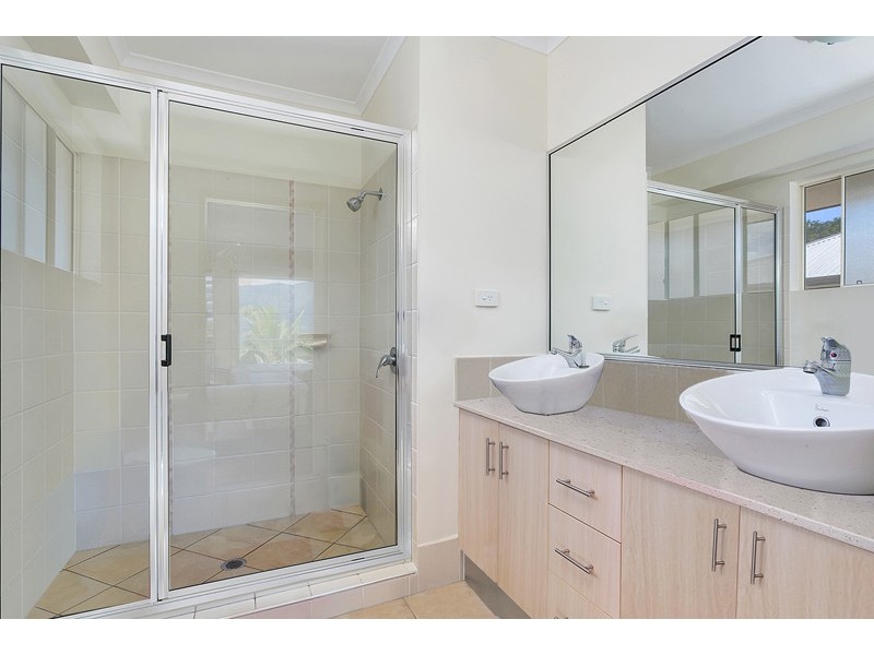 17/110-118 Moore Street, Trinity Beach QLD 4879