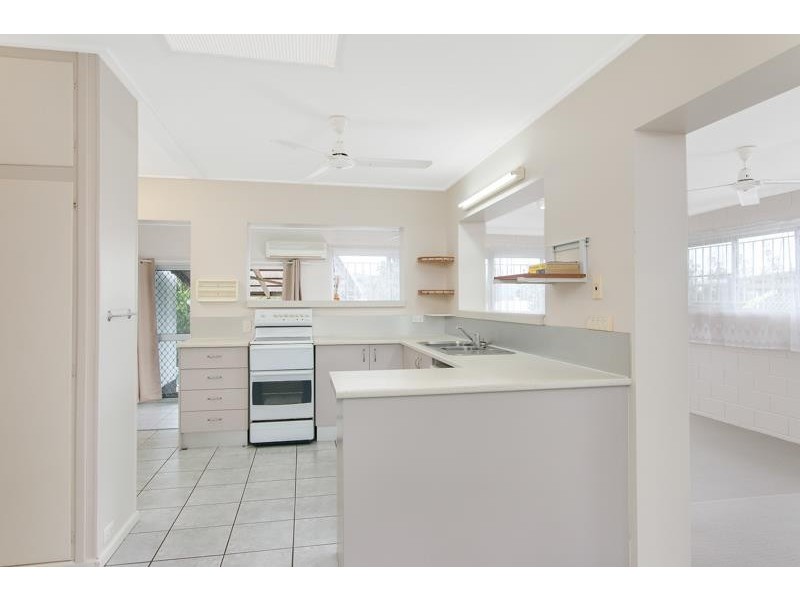 22 Ponticello Street, Whitfield QLD 4870