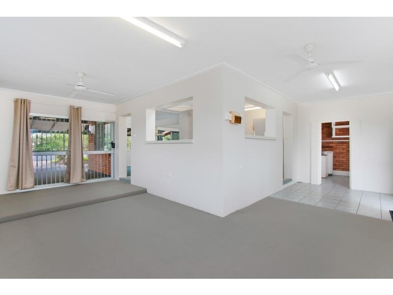 22 Ponticello Street, Whitfield QLD 4870