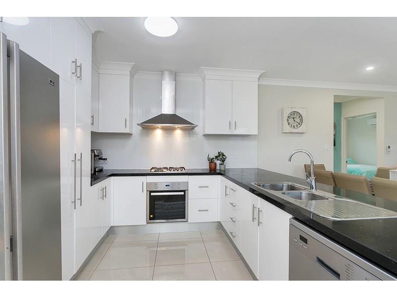 10 Brockman Way, Smithfield QLD 4878