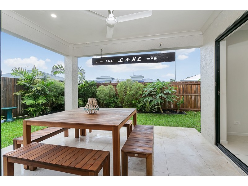 10 Brockman Way, Smithfield QLD 4878