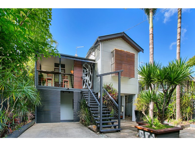 12 Cairns Street, Cairns North QLD 4870