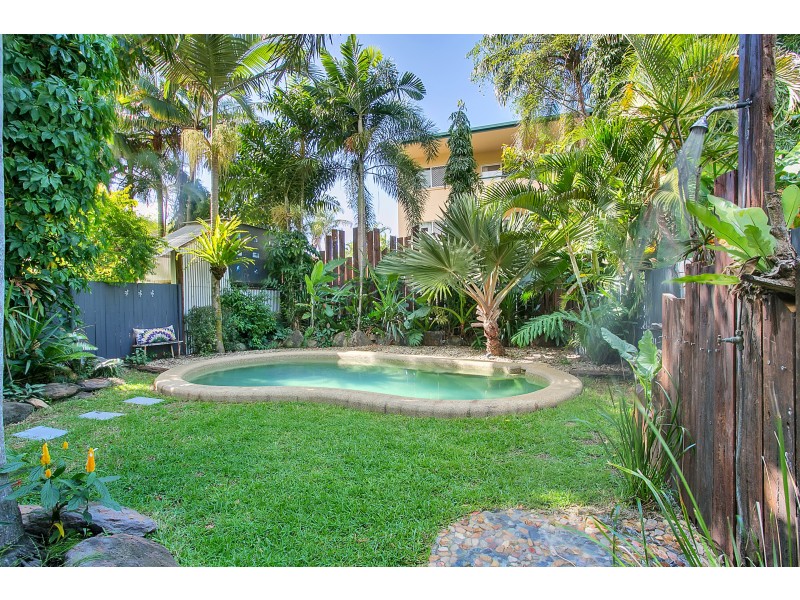 12 Cairns Street, Cairns North QLD 4870