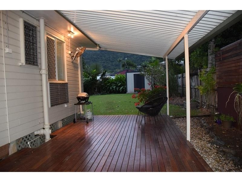 154 Greenslopes Street, Edge Hill QLD 4870