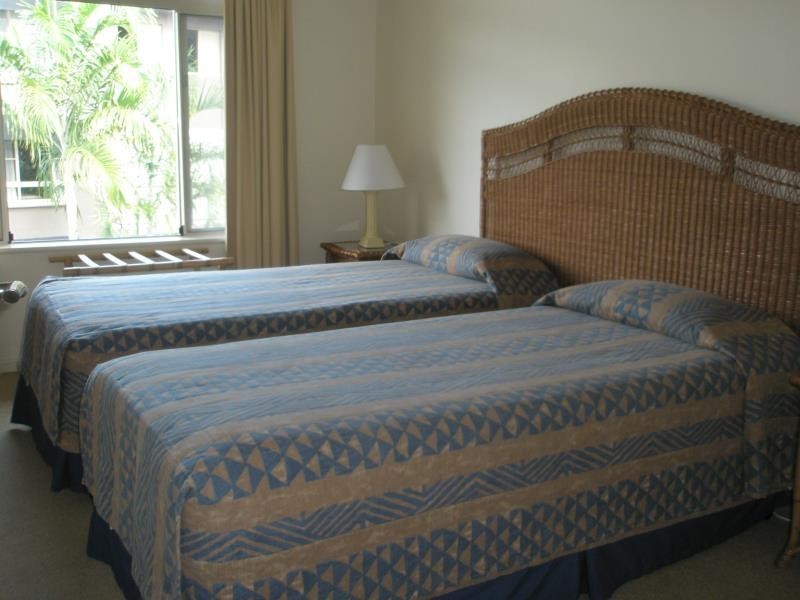 1631/2 Greenslopes Street, Cairns North QLD 4870