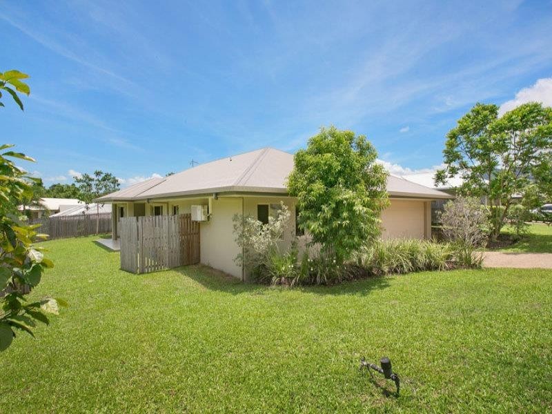 6 Anniebuka Close, Bentley Park QLD 4869