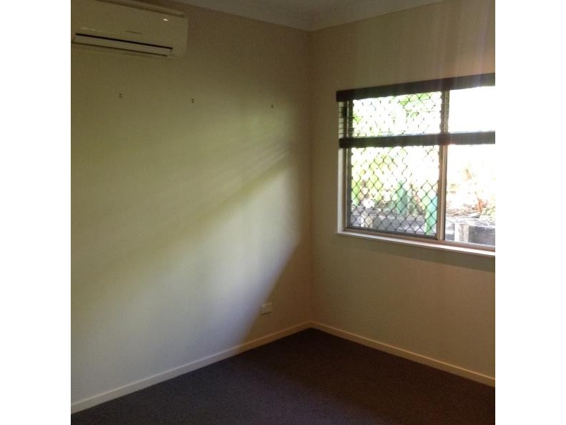 6 Anniebuka Close, Bentley Park QLD 4869