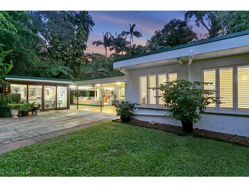 20 -22 Casella Street, Earlville QLD 4870