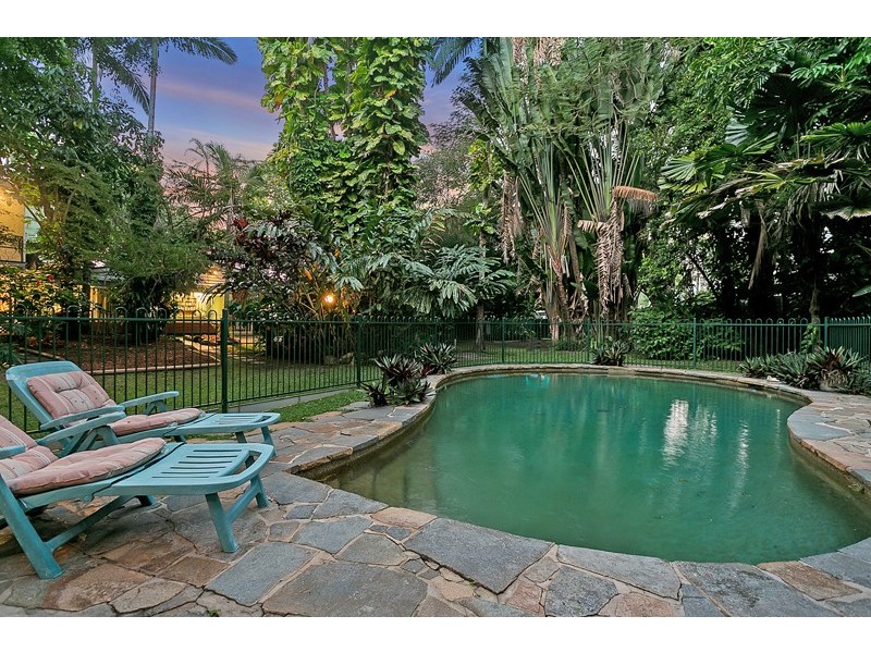 20 -22 Casella Street, Earlville QLD 4870